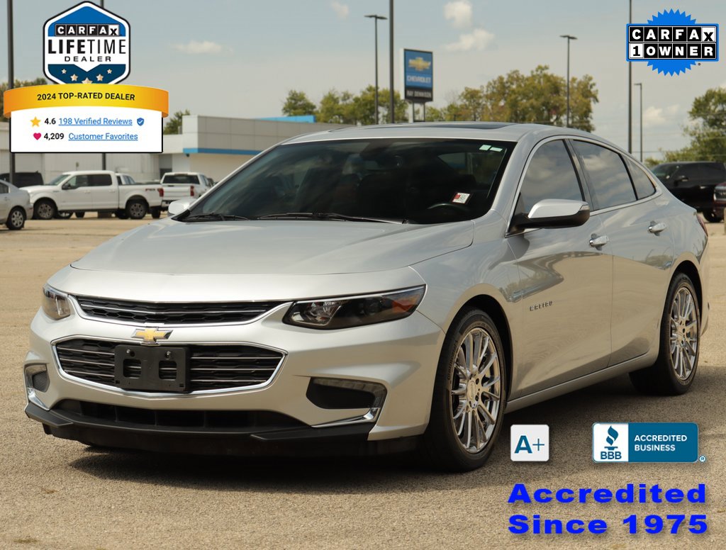 2018 Chevrolet Malibu 1LT photo 2