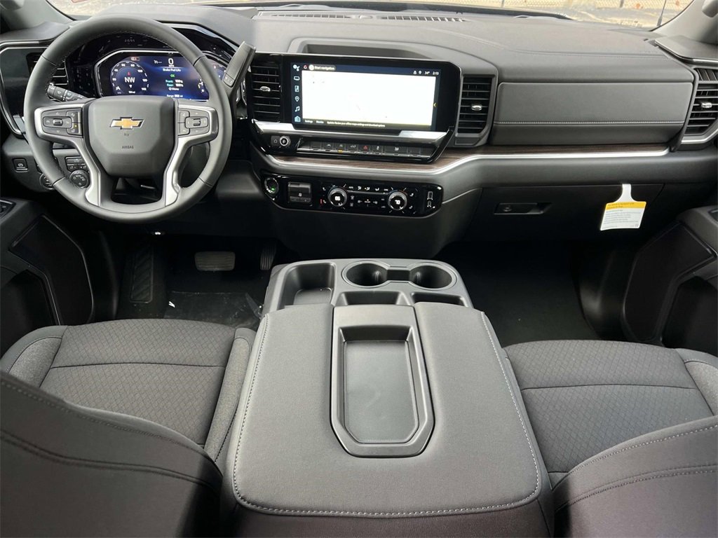 2026 Chevrolet Silverado 1500 LT photo 3