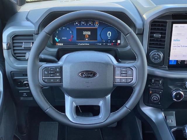 2025 Ford F-150 XLT photo 8