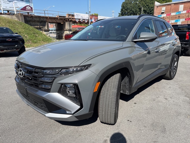 2025 Hyundai Tucson SEL photo 4