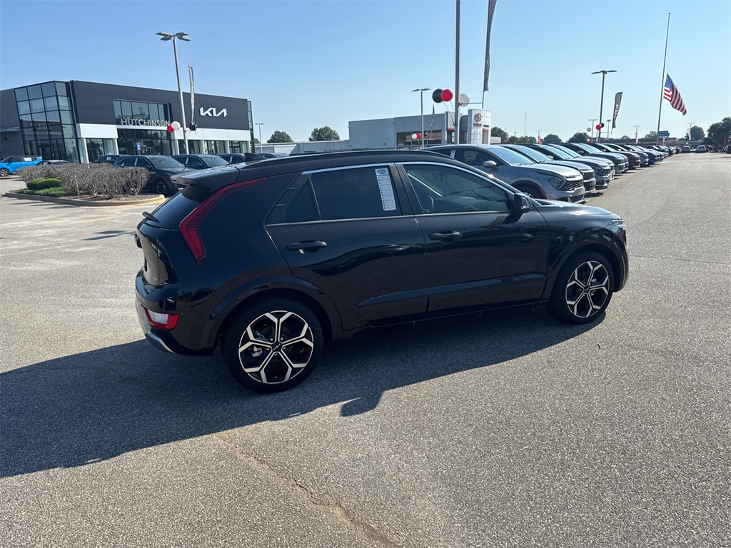 2024 Kia Niro EX Touring photo 3