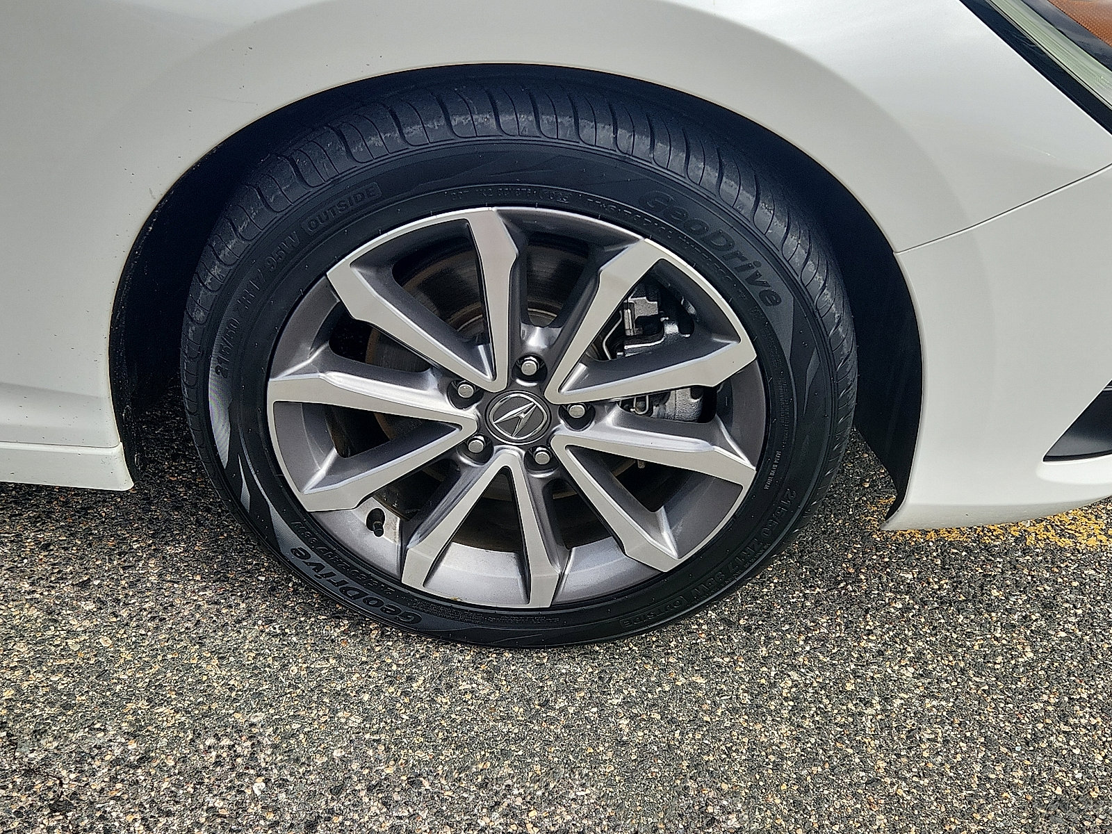 2024 Acura Integra Base photo 8