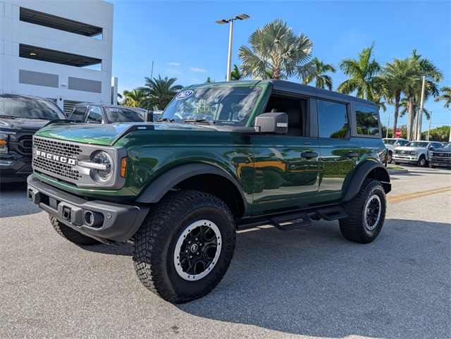 2023 Ford Bronco Badlands photo 4