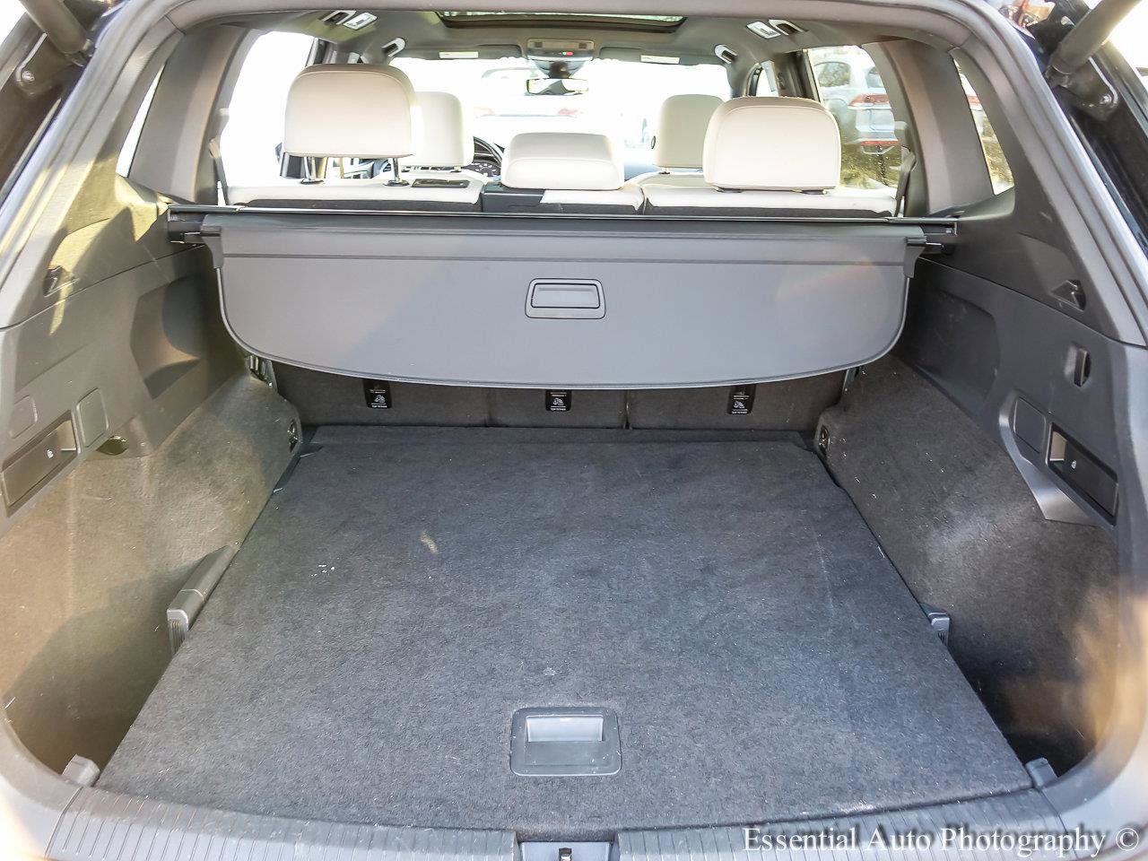 2021 VOLKSWAGEN TIGUAN - Image 20