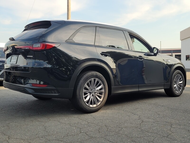 2025 Mazda CX-90 3.3 Turbo Preferred photo 2