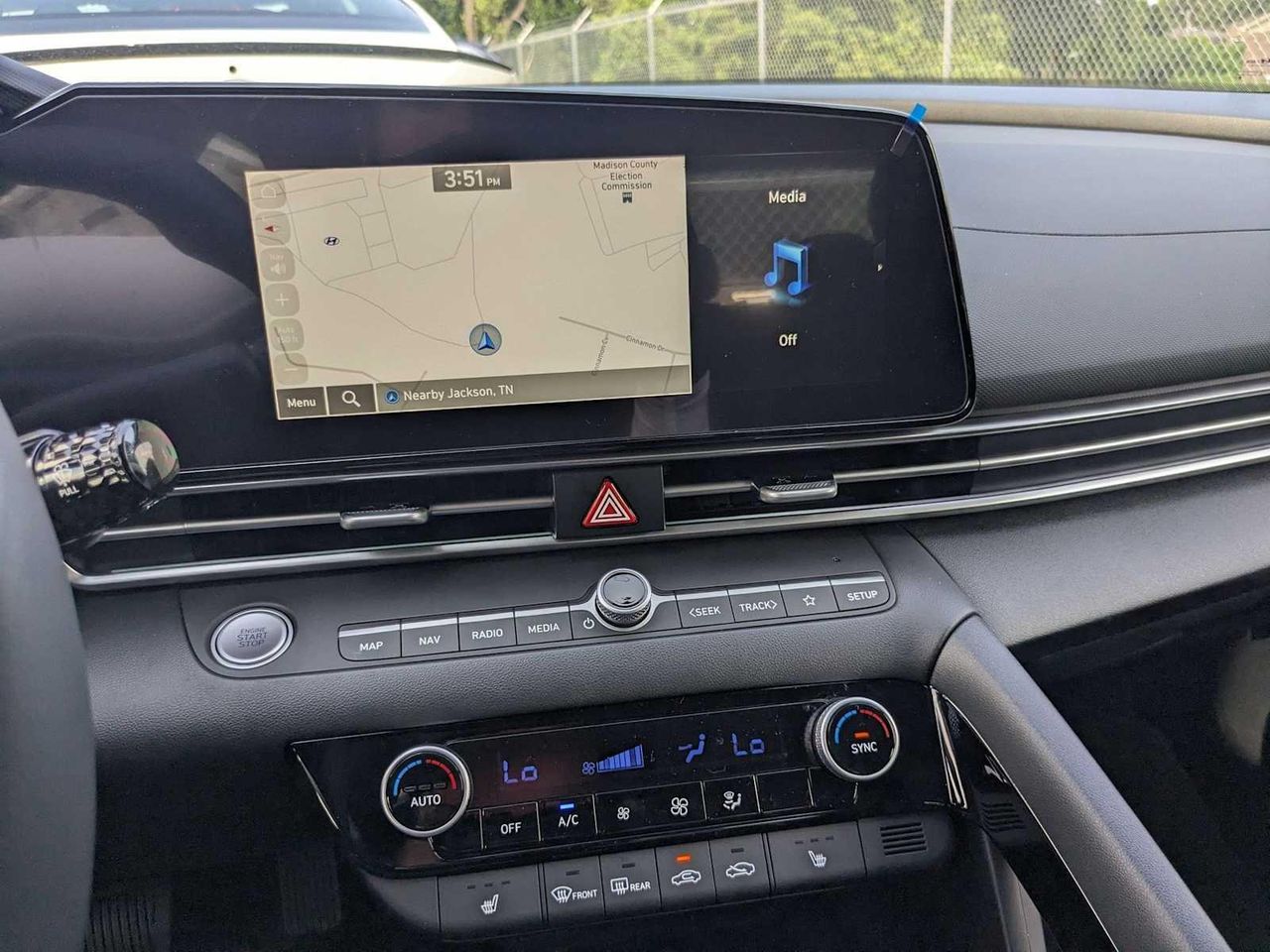 2025 Hyundai Elantra SEL Convenience photo 15