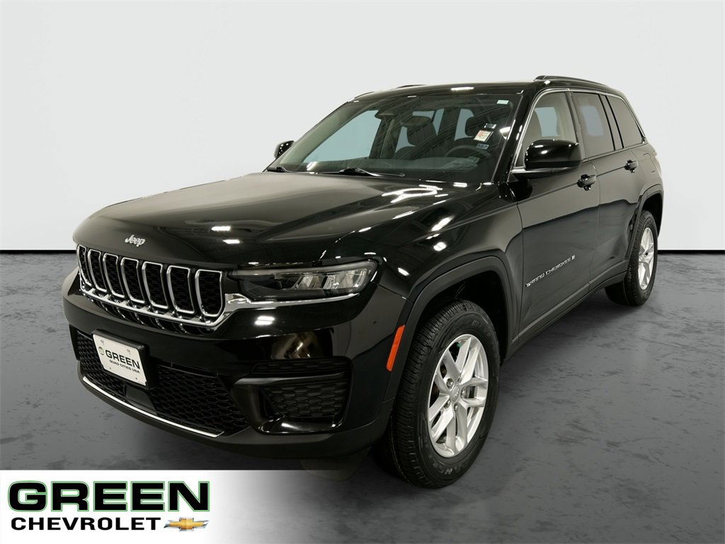 2023 Jeep Grand Cherokee Laredo's photo