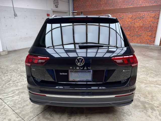 2022 Volkswagen Tiguan SE photo 3