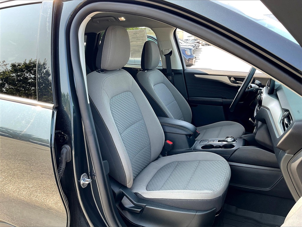 2022 Ford Escape SE photo 10