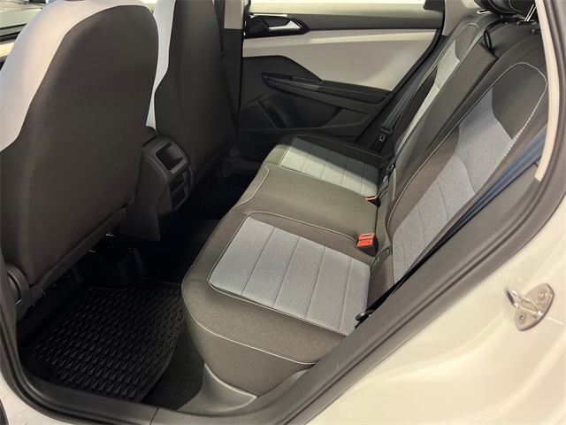 2025 Volkswagen Taos S photo 8