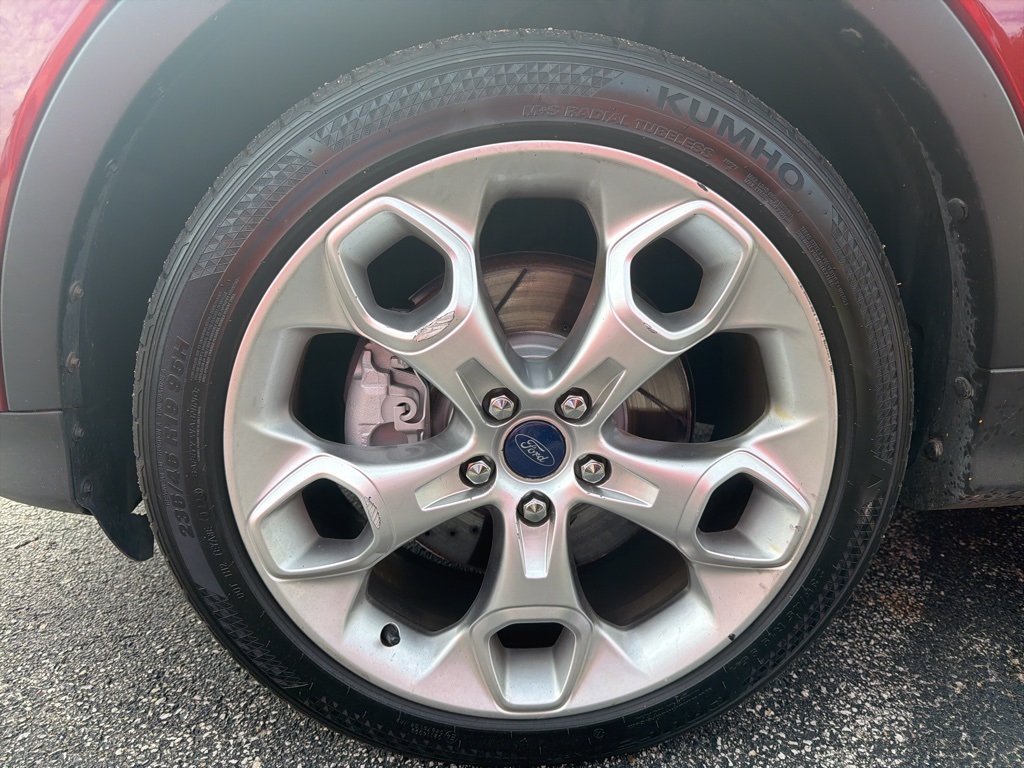 2013 Ford Escape Titanium photo 2