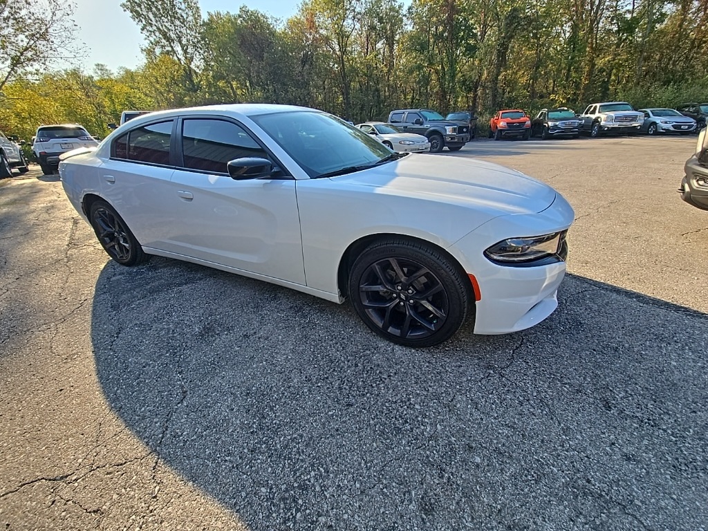 2019 Dodge Charger SXT photo 10