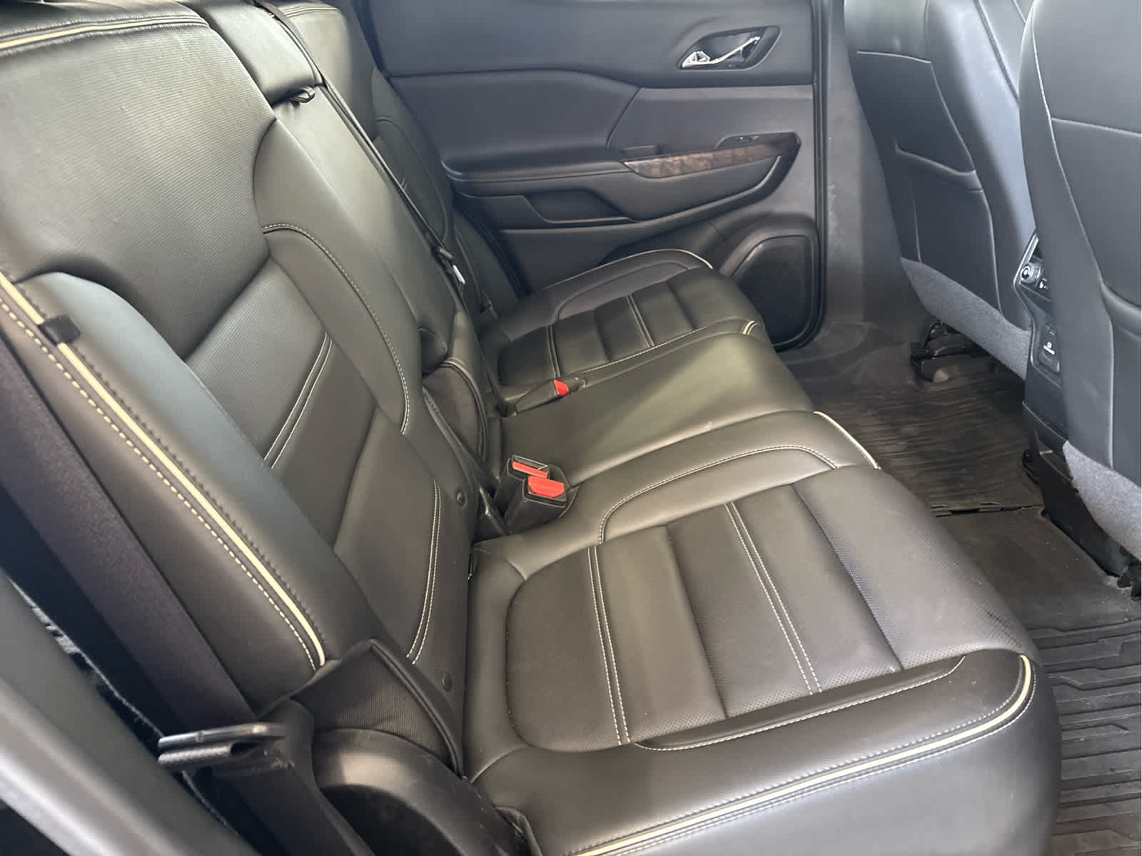 2021 Gmc Acadia Denali photo 12