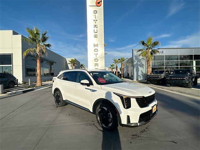 2026 Kia Sorento EX Hybrid's photo