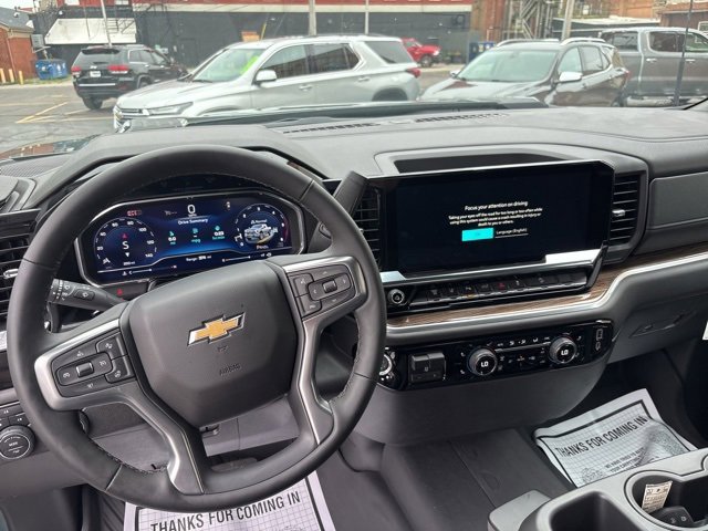 2025 Chevrolet Silverado 3500HD LT photo 22