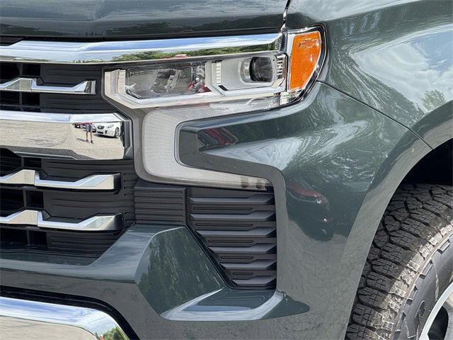 2026 Chevrolet Silverado 1500 LTZ photo 12
