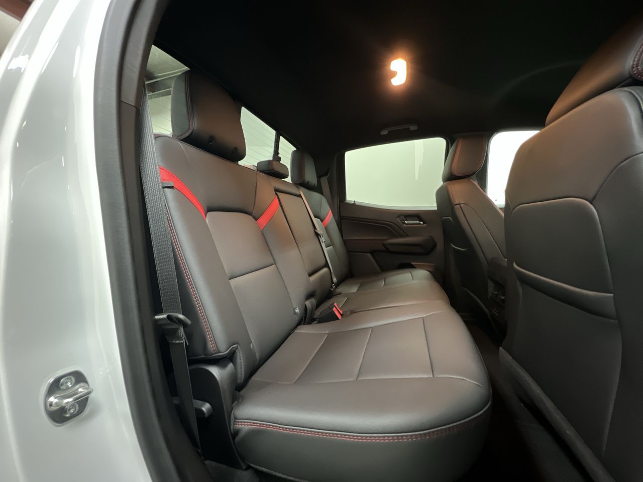 2026 Chevrolet Colorado Z71 photo 25