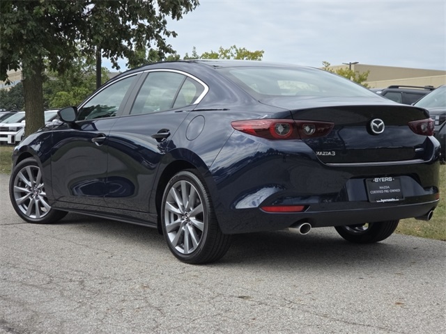 2025 Mazda Mazda3 2.5 s Preferred photo 2