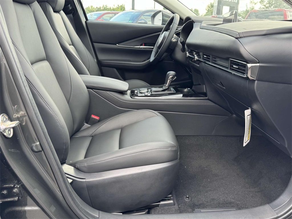 2025 Mazda CX-30 2.5 S Preferred photo 16