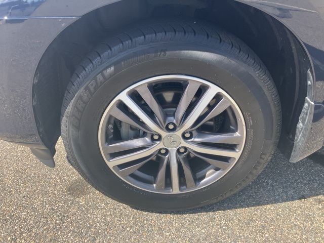 2019 Infiniti QX60 Luxe photo 9