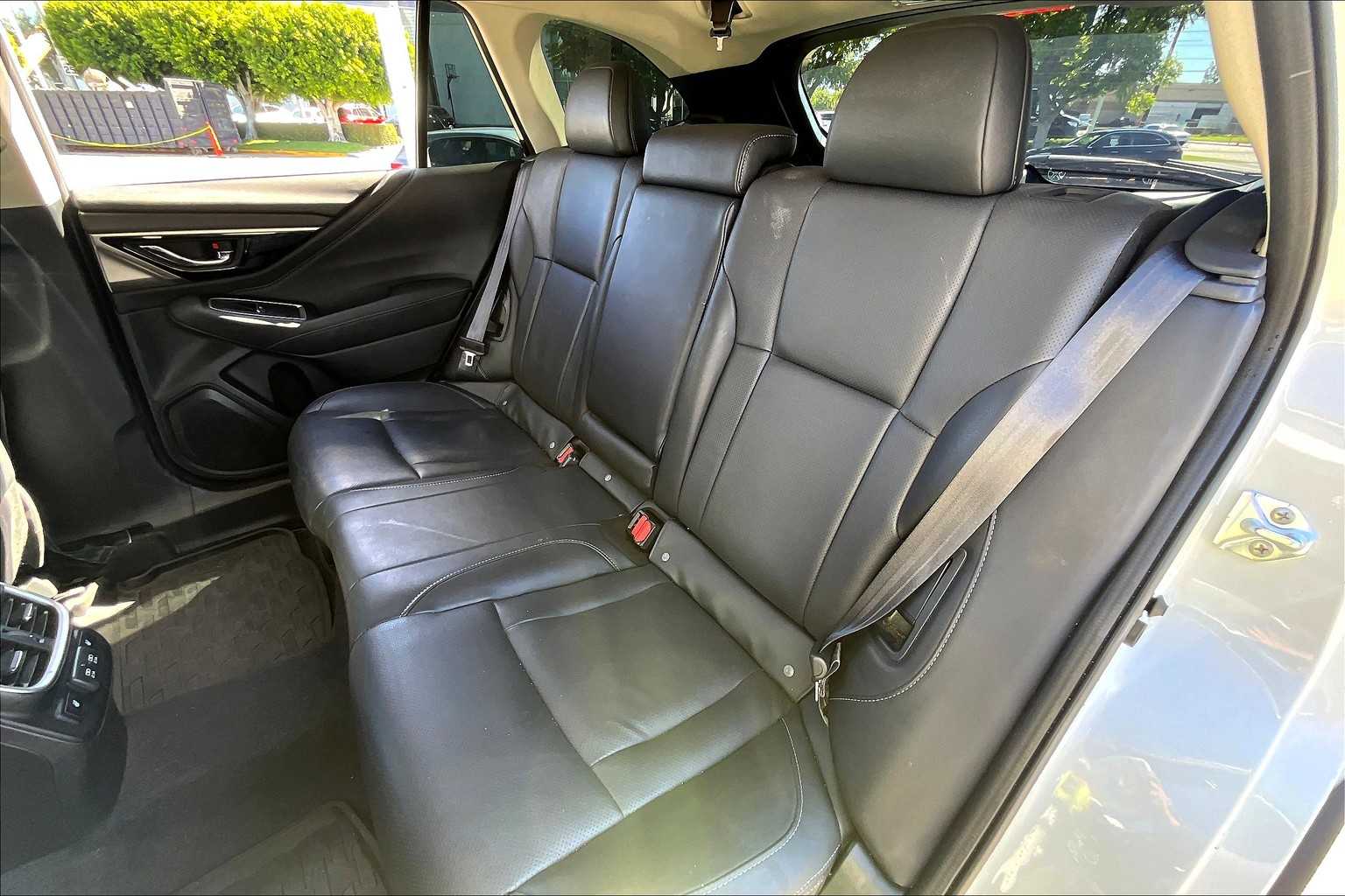 2021 Subaru Outback Limited photo 20
