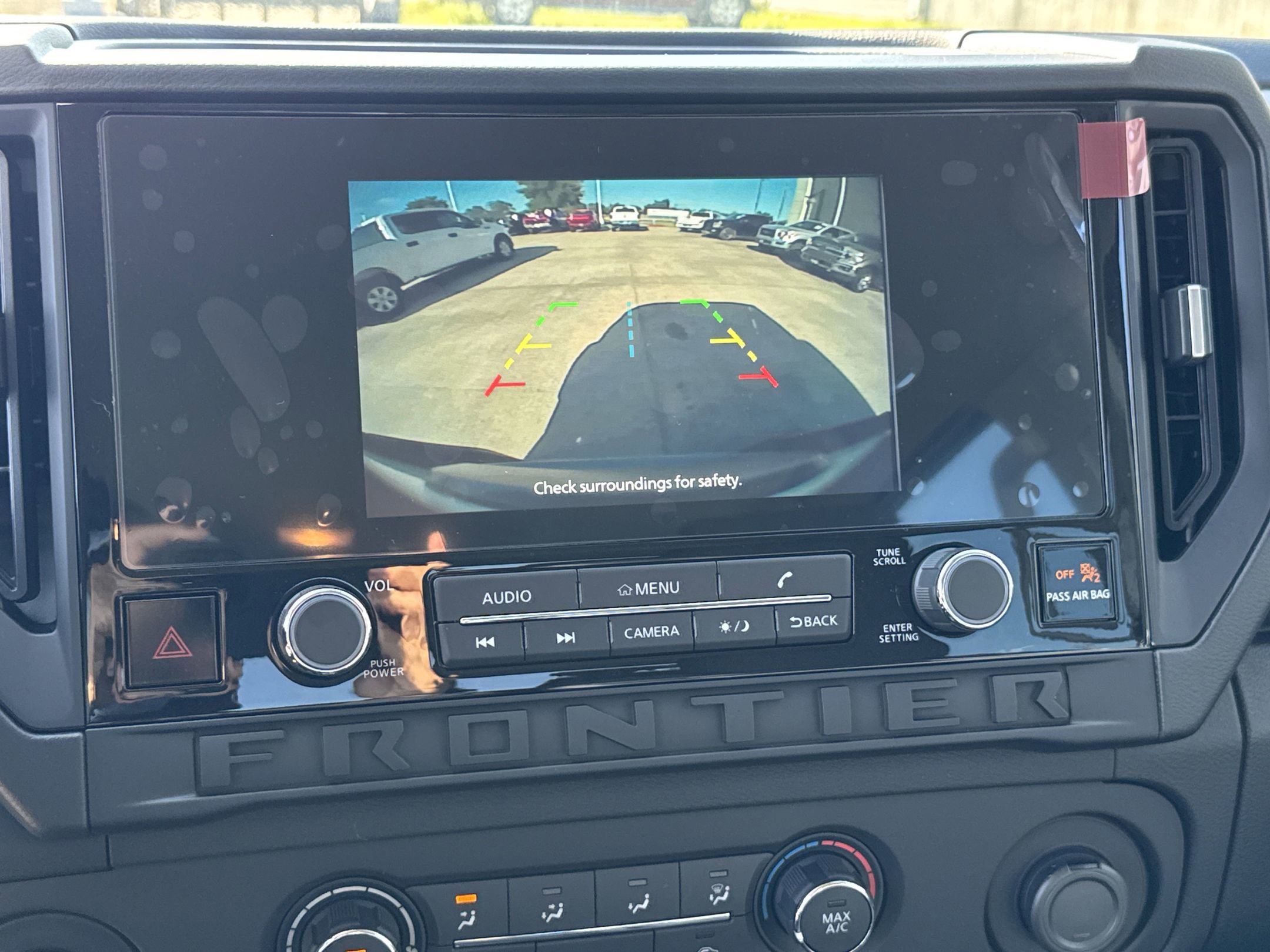 2025 Nissan Frontier S photo 17
