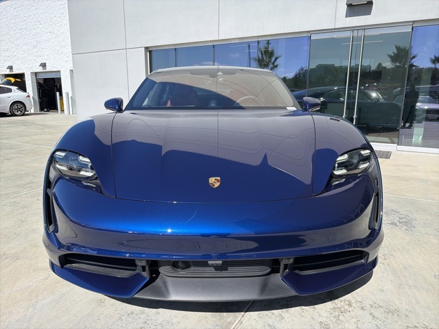 2020 Porsche Taycan Turbo photo 2