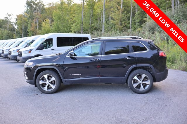 2020 Jeep Cherokee Limited photo 2
