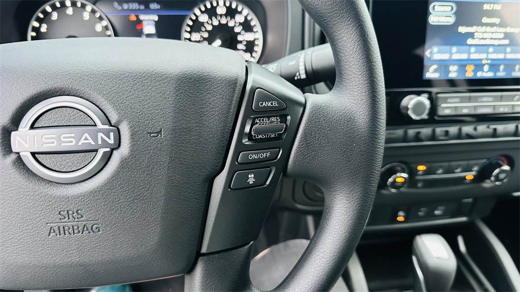2026 Nissan Frontier S photo 17