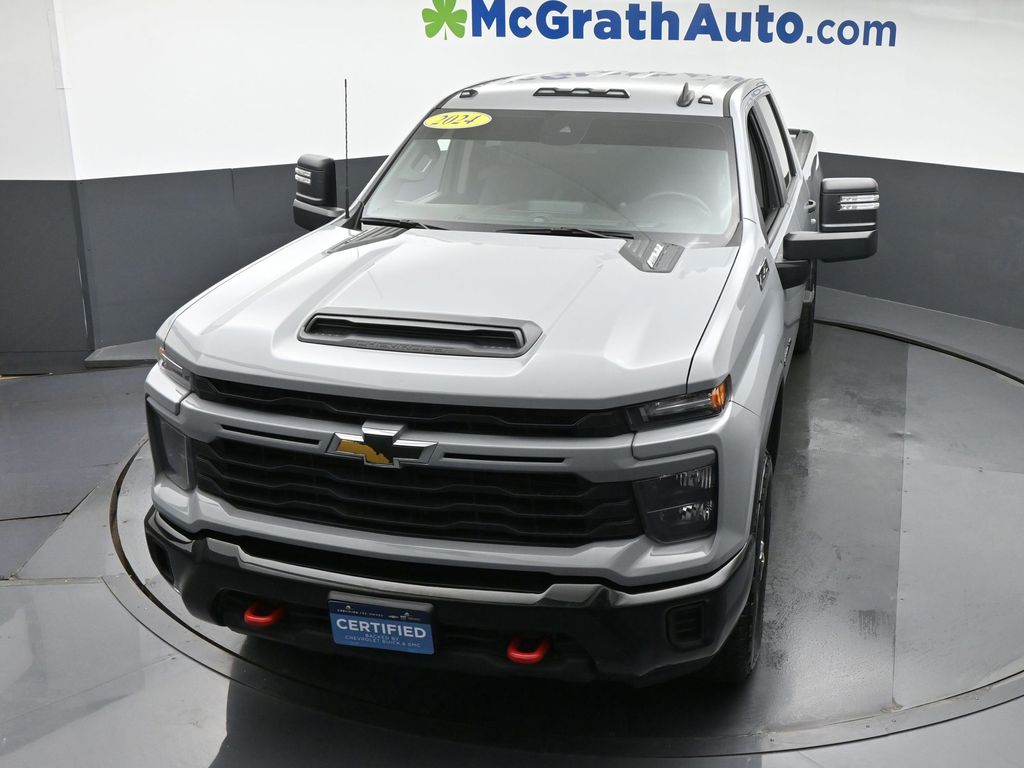 2024 Chevrolet Silverado 2500HD Custom photo 19