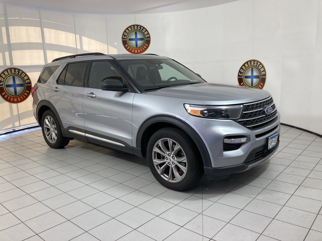 Used 2020 Ford Explorer XLT with VIN 1FMSK8DH0LGA62930 for sale in Stillwater, Minnesota