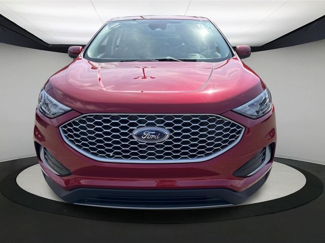 2024 Ford Edge SEL photo 8