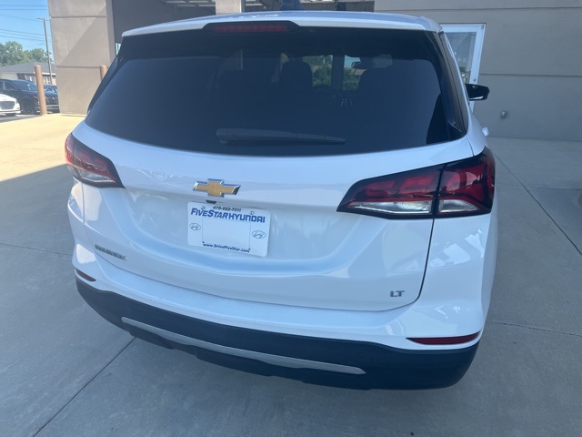 2022 Chevrolet Equinox LT photo 3