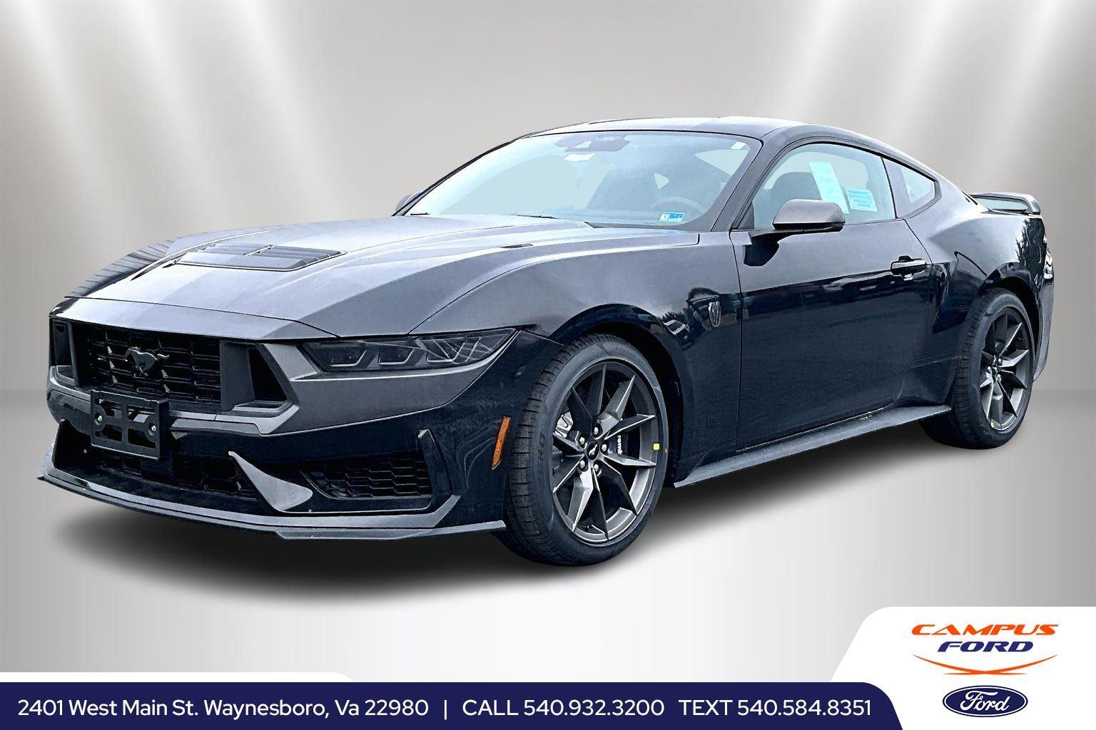 2026 Ford Mustang Dark Horse's photo