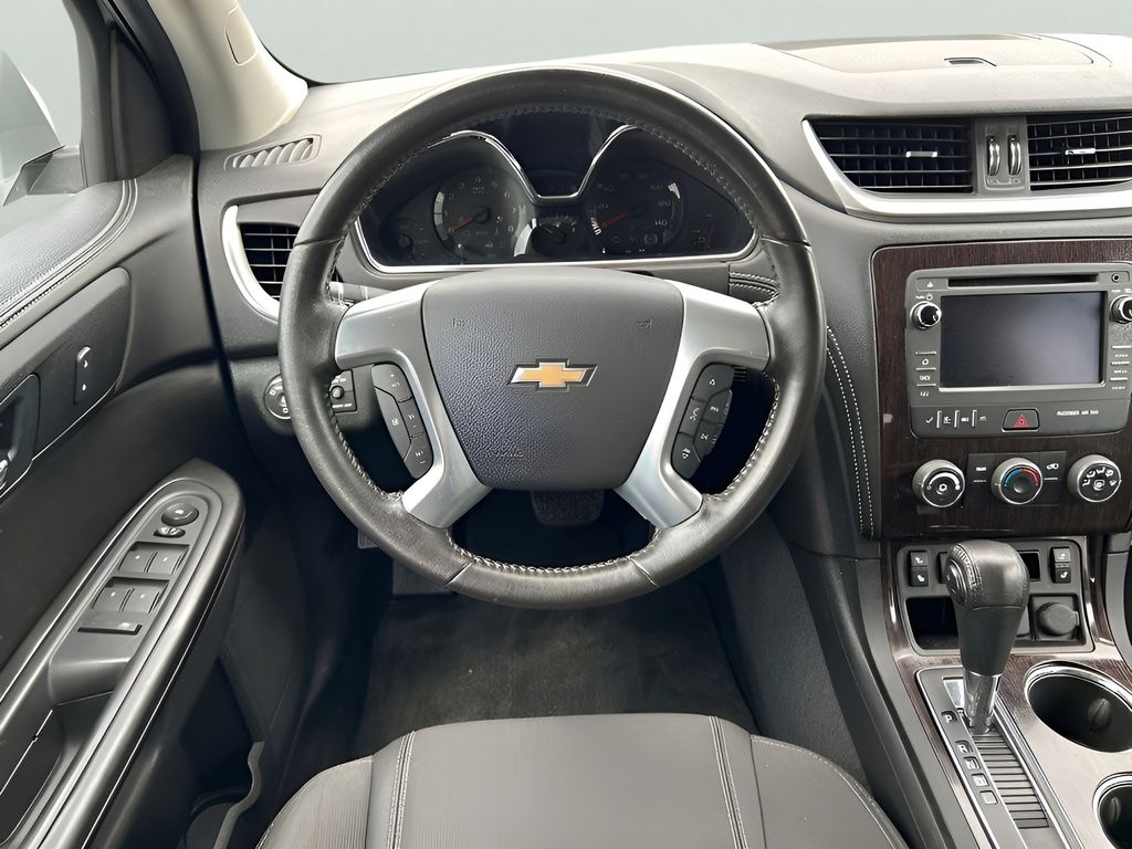 2016 Chevrolet Traverse 1LT photo 12