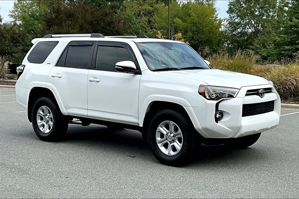 2020 Toyota 4Runner SR5 Premium photo 2