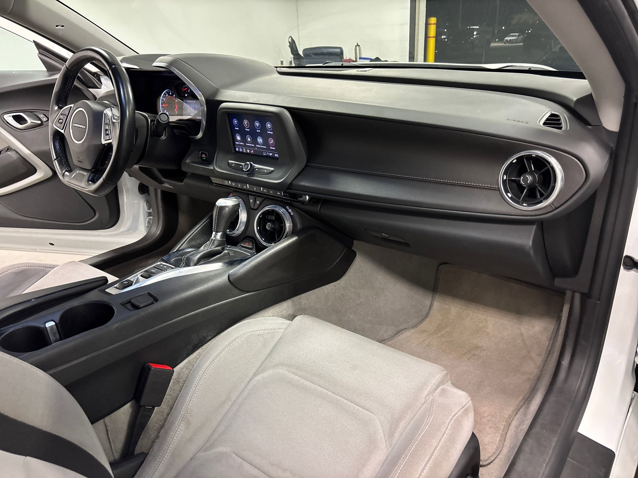 2023 Chevrolet Camaro 1LT photo 35