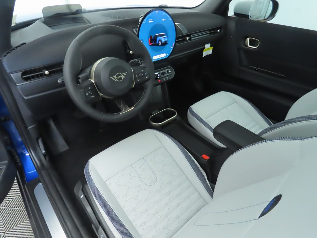 2026 Mini Cooper 2 Door Hardtop Signature photo 8
