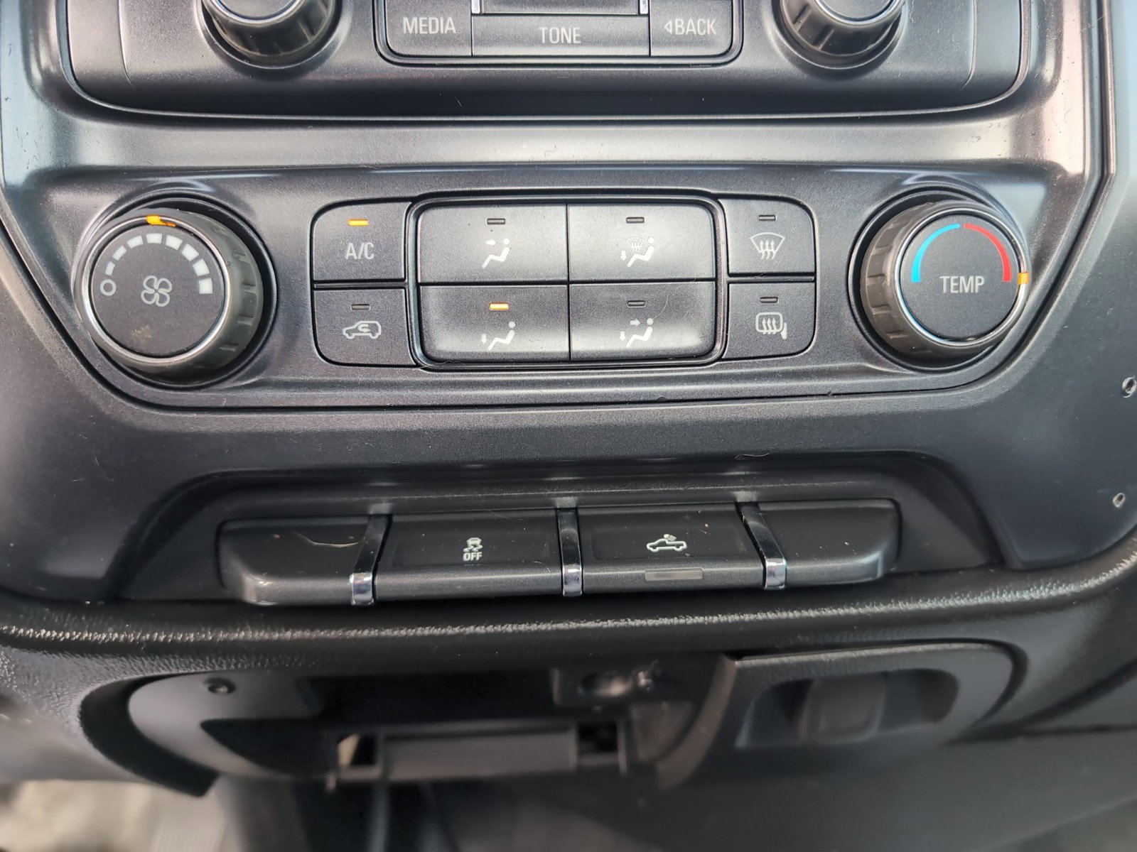 2016 Chevrolet Silverado 3500HD Work Truck photo 11