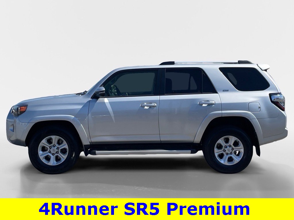 2023 Toyota 4Runner SR5 Premium photo 2