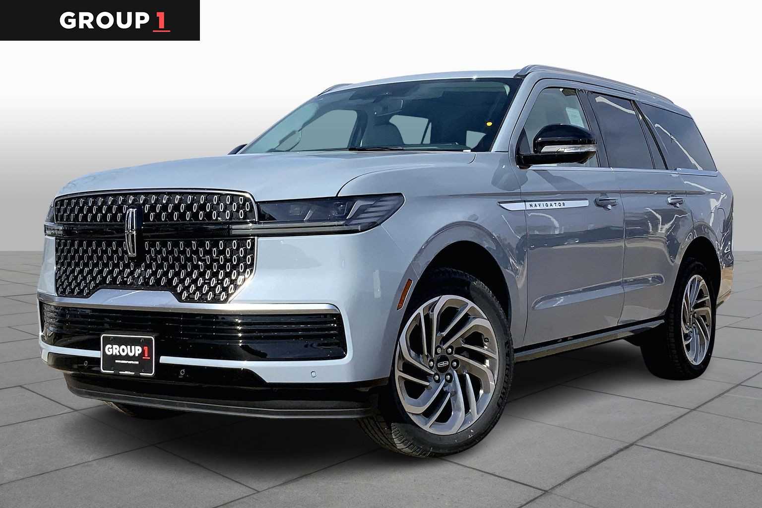 2026 Lincoln Navigator Reserve's photo