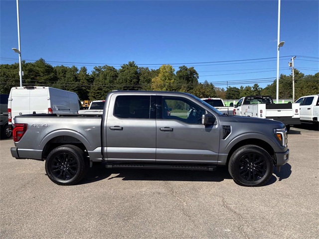 2024 Ford F-150 Lariat photo 2
