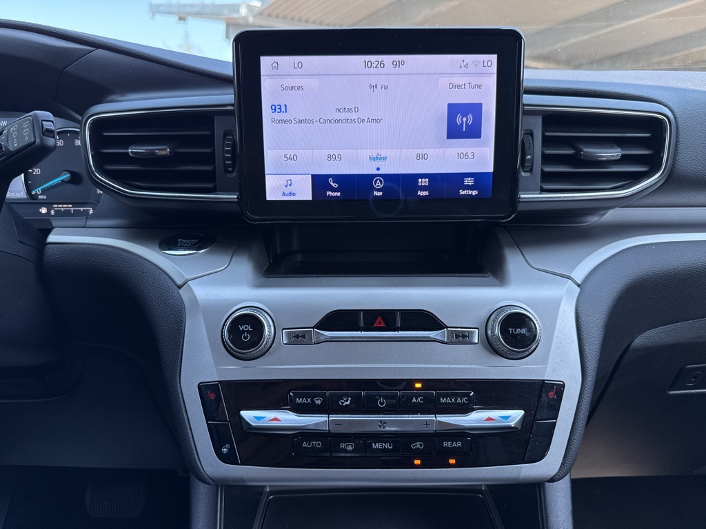 2022 Ford Explorer XLT photo 16