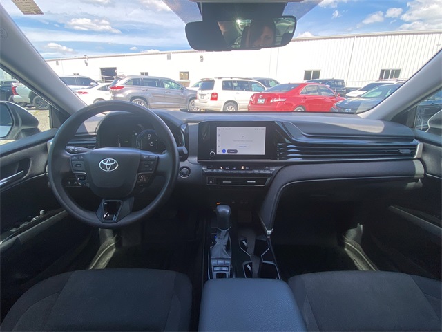 2025 Toyota Camry LE photo 17