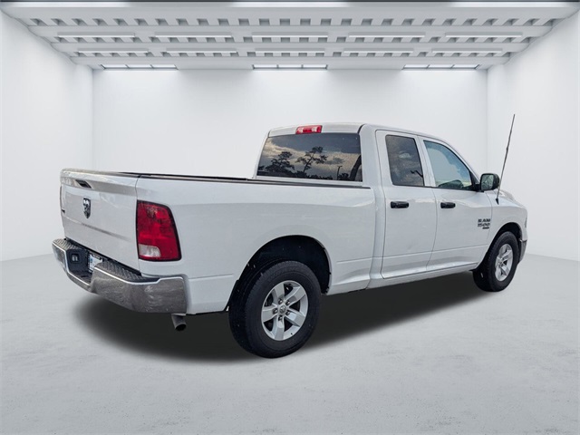 2024 Ram 1500 Classic SLT photo 3