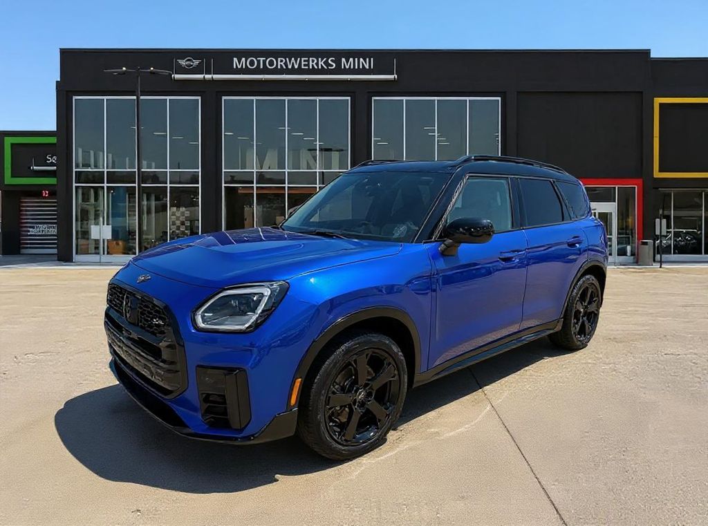 2026 MINI Countryman S's photo