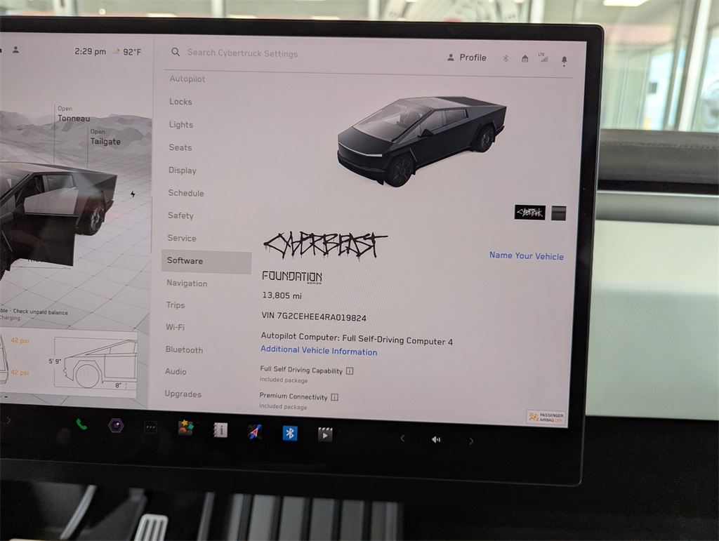 2024 Tesla Cybertruck Cyberbeast All-Wheel Drive photo 27