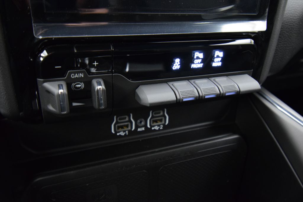 2025 Ram 1500 Laramie photo 22