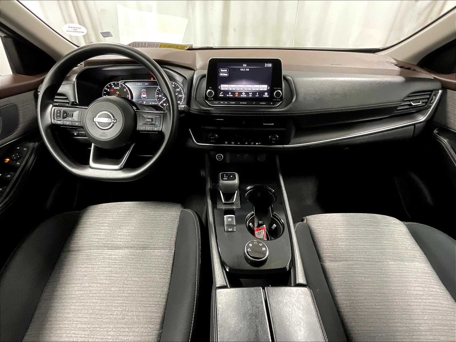 2023 Nissan Rogue SV photo 21