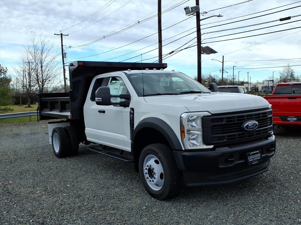2024 Ford F-550 Super Duty Chassis Cab XL's photo